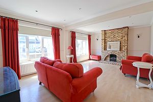 Living Room- click for photo gallery
